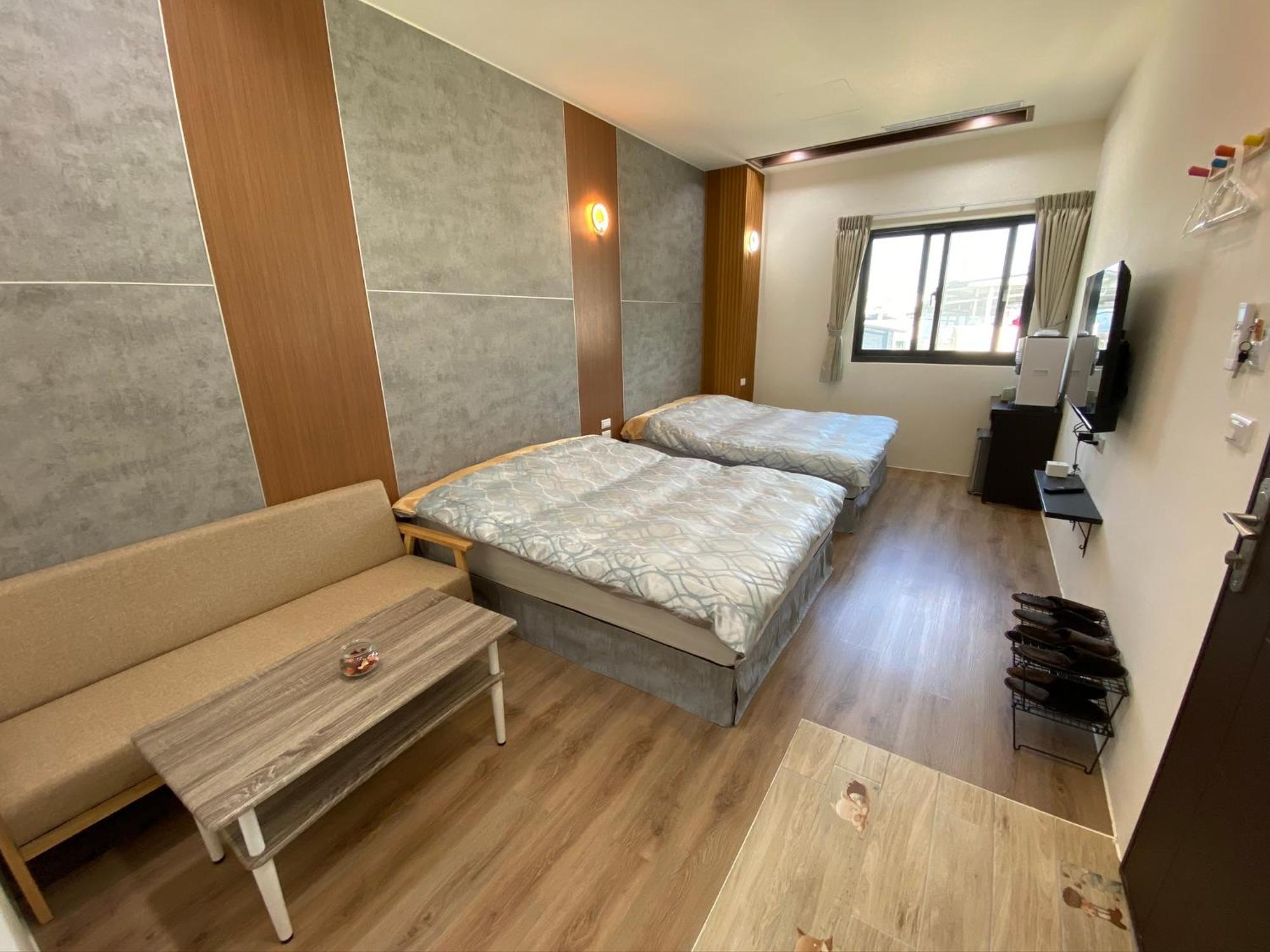 Saint Malo Homestay Лугу Екстериор снимка