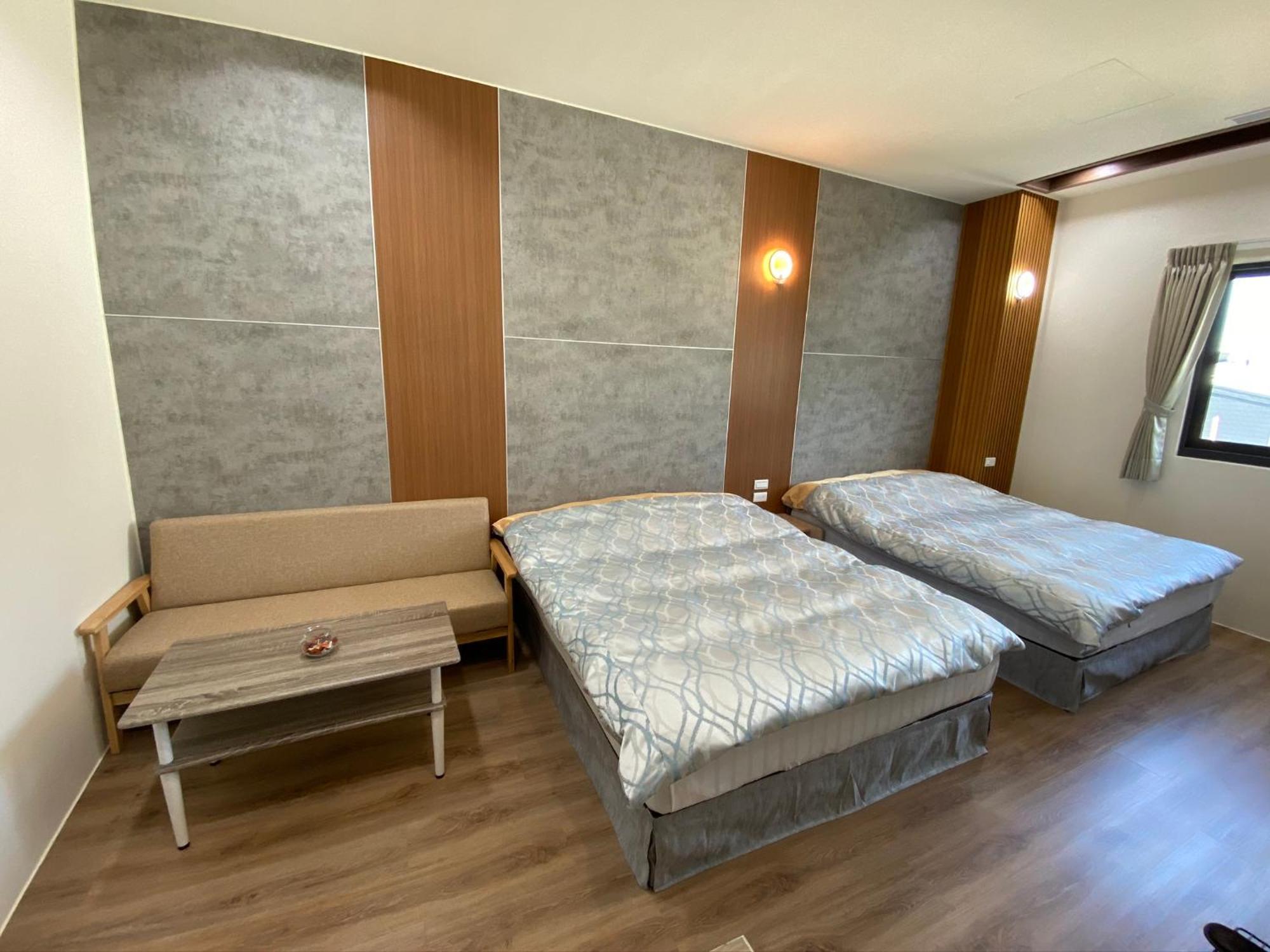 Saint Malo Homestay Лугу Екстериор снимка