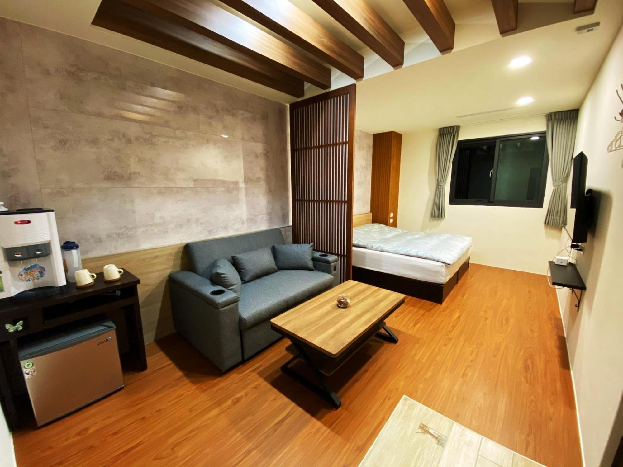 Saint Malo Homestay Лугу Екстериор снимка