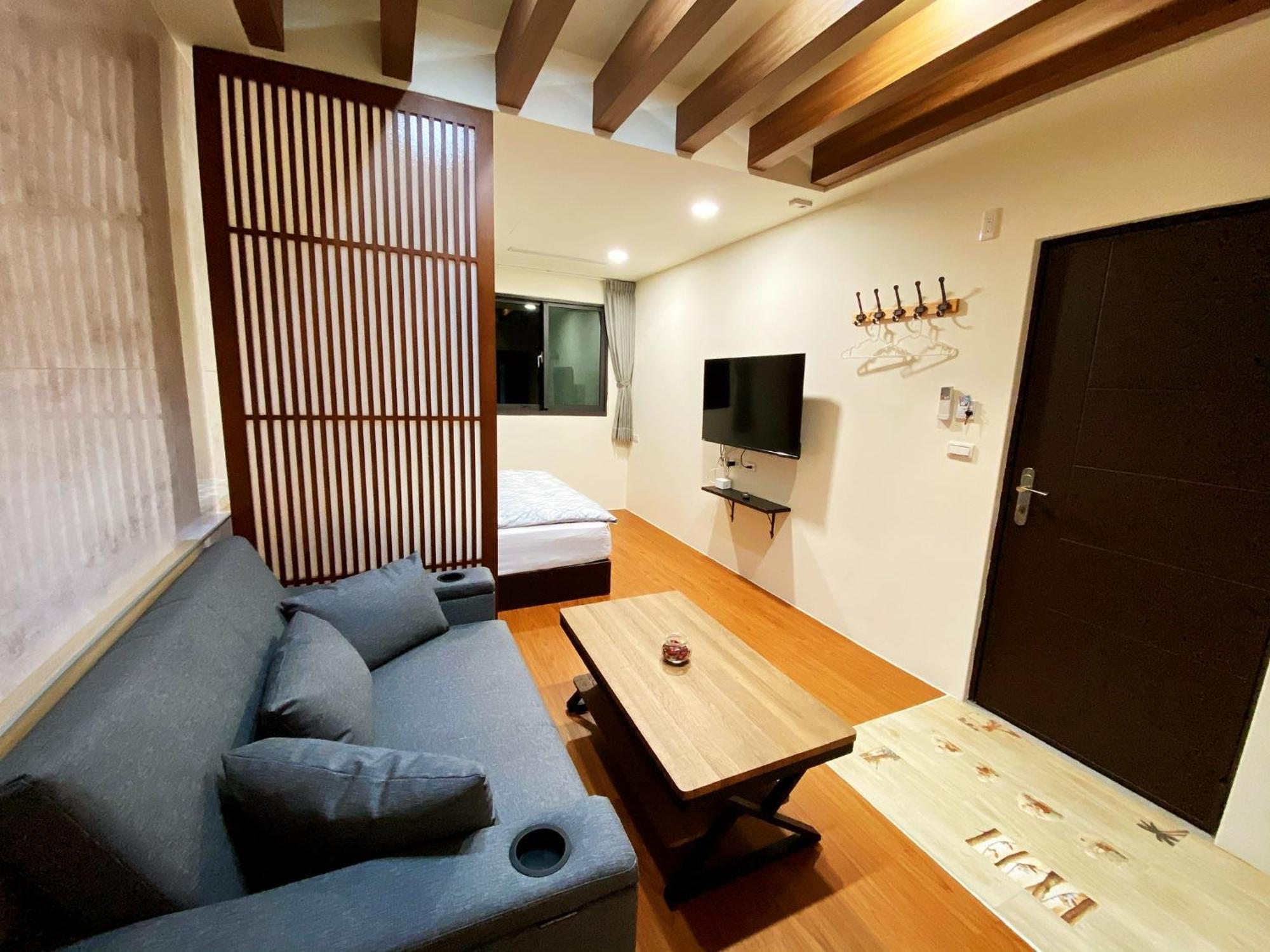 Saint Malo Homestay Лугу Екстериор снимка