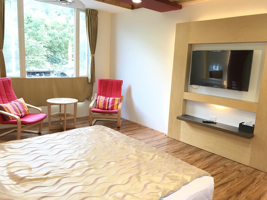 Saint Malo Homestay Лугу Екстериор снимка